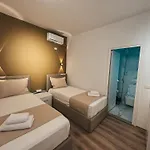 Hotel Relaxx & Tirana