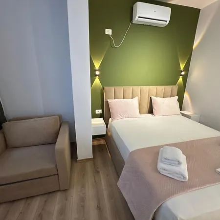 Hotel Relaxx & Tirana